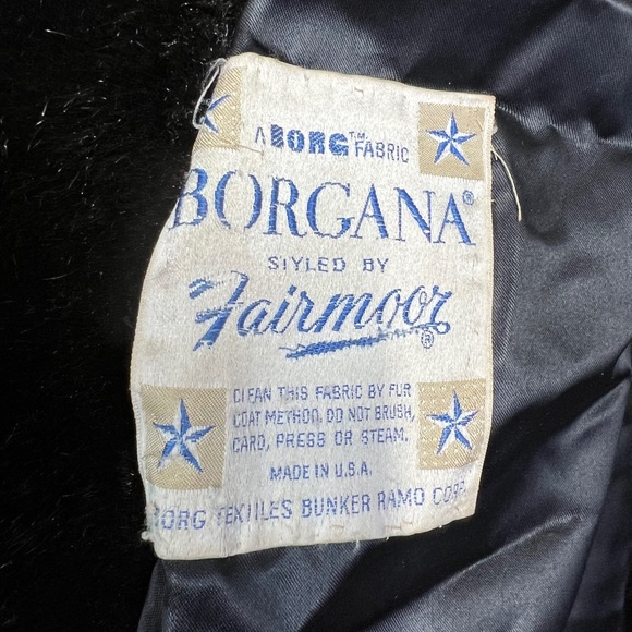 🎬(Relisted)•VINTAGE Like New |•FAIRMOOR•| Borgana Two Tone Brown Faux Fur Coat - Picture 12 of 15